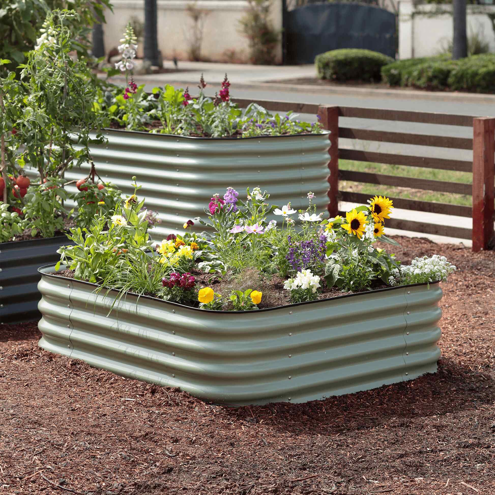 4-Pack Medium Modular Metal Raised Garden Bed Kit - 15” Tall - Image 3